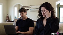 Latin MILF’s Steamy Remote Encounter: Unleashing Desire Through Vibrating Distance